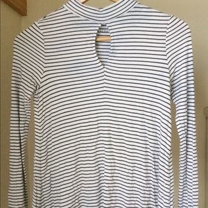 American eagle striped shirt with a cut out!